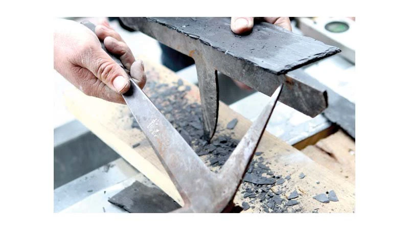 Kowadełko dekarskie lewe kute 400mm stal hartowana Jouanel ENCG400